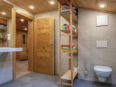 Ein Badezimmer in der Unterkunft Tiroler Bergtraum Top 1