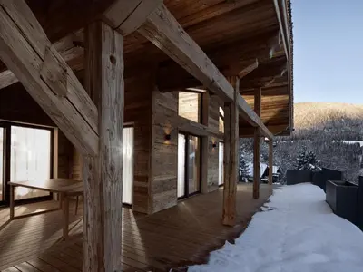 Ein allgemeiner Bergblick oder ein Berglick von der Villa aus