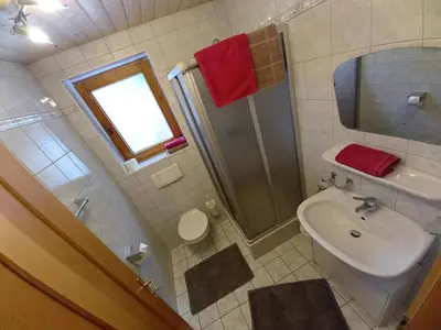 Ein Badezimmer in der Unterkunft Ferienwohnung Landhaus Lechner