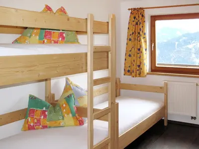 Ein Bett oder Betten in einem Zimmer der Unterkunft Holiday Home Prieslern-3 by Interhome