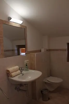 Ein Badezimmer in der Unterkunft Appartements Innerache