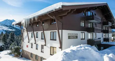 Ein allgemeiner Bergblick oder ein Berglick von der Ferienwohnung aus