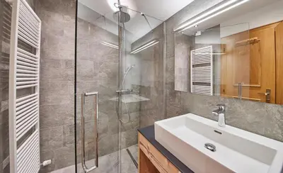 Ein Badezimmer in der Unterkunft Delfi Ski & Bike Apartments