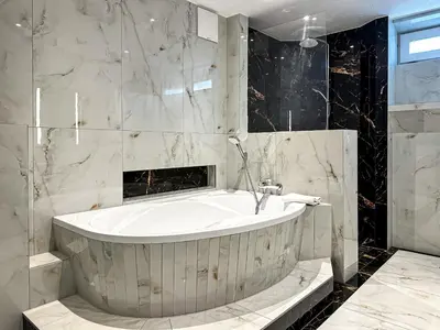 Ein Badezimmer in der Unterkunft Ours Living Larmkogel - inkl Sauna
