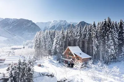 Naturlandschaft in der Nähe der Lodge