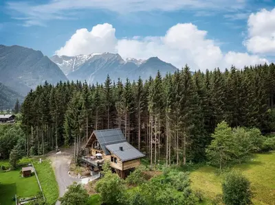 Naturlandschaft in der Nähe der Lodge