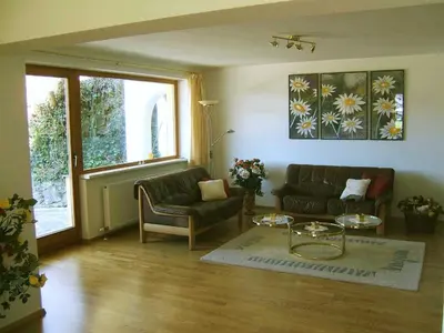 Ein Sitzbereich in der Unterkunft Haus Elisabeth