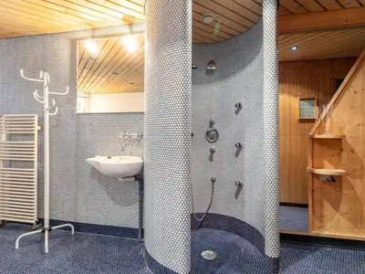 Ein Badezimmer in der Unterkunft An der Schiwiese