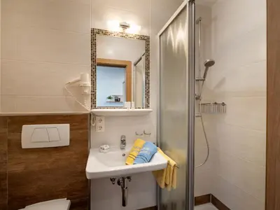 Ein Badezimmer in der Unterkunft Apartment Daniela-4 by Interhome