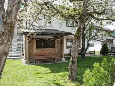 Ein Garten an der Unterkunft Apartment Manuel by Interhome