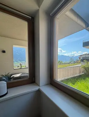 Ein allgemeiner Bergblick oder ein Berglick von der Ferienwohnung aus
