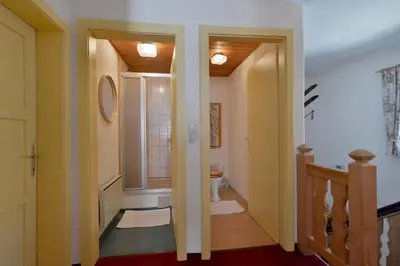 Ein Badezimmer in der Unterkunft Ferienhaus Lindner by NV-Appartements