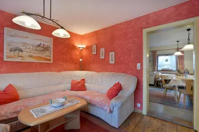 Ein Sitzbereich in der Unterkunft Ferienhaus Lindner by NV-Appartements
