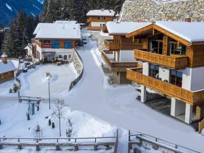 Chalet in Neukirchen near Ski Lift im Winter