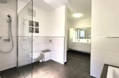 Ein Badezimmer in der Unterkunft Almliesl WALD-745