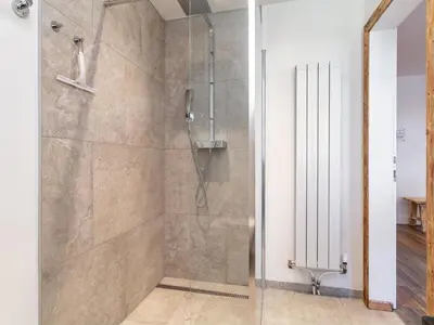 Ein Badezimmer in der Unterkunft Kaiser Residence Top 1 Top 2