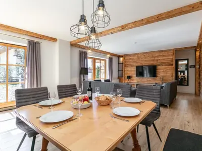 TV/Unterhaltungsangebot in der Unterkunft Kaiser Residence Top 1