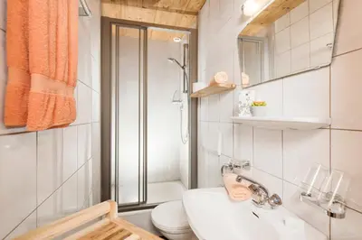 Ein Badezimmer in der Unterkunft Gästehaus Rahm - Familie Wechselberger