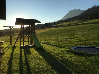 Ein Kinderspielbereich in der Unterkunft Landhaus Straif