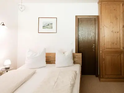 Ein Bett oder Betten in einem Zimmer der Unterkunft Apartment Studio Esche 3 by Interhome