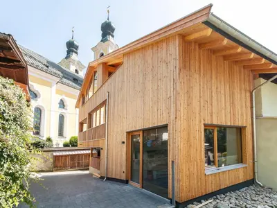 Das Gebäude in dem sich die Ferienwohnung befindet