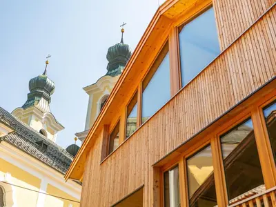 Das Gebäude in dem sich die Ferienwohnung befindet