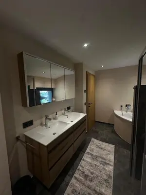 Ein Badezimmer in der Unterkunft Appartment Robin