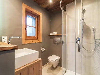 Ein Badezimmer in der Unterkunft Chalet in Ellmau near Ski Slopes