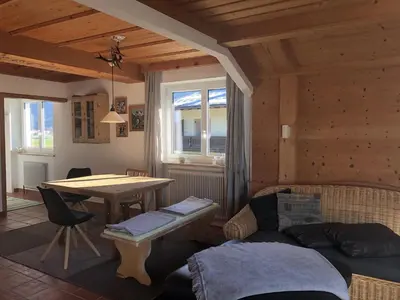 Ein Sitzbereich in der Unterkunft Haus Sieder