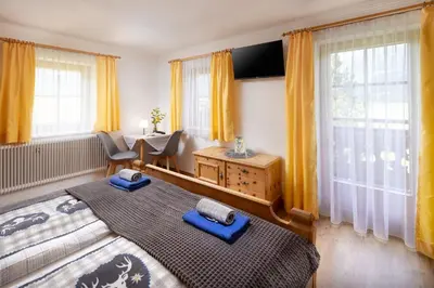Ein Bett oder Betten in einem Zimmer der Unterkunft Althaushof