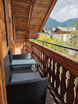 Ein allgemeiner Bergblick oder ein Berglick von der Ferienwohnung aus