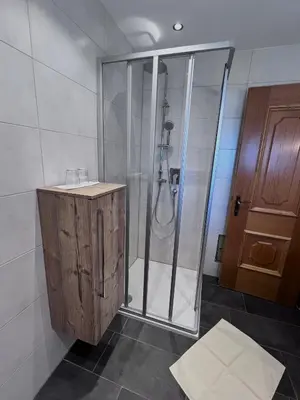 Ein Badezimmer in der Unterkunft Fankhauser Apartments - am Berg
