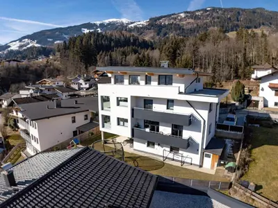 Ein allgemeiner Bergblick oder ein Berglick von der Ferienwohnung aus