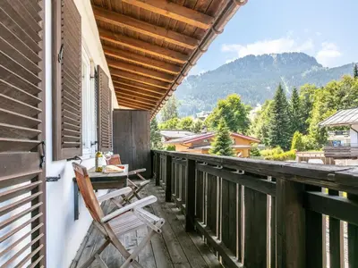 Ein allgemeiner Bergblick oder ein Berglick von der Ferienwohnung aus