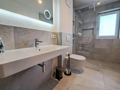 Ein Badezimmer in der Unterkunft Apartment Alpine Qualitytime by Interhome