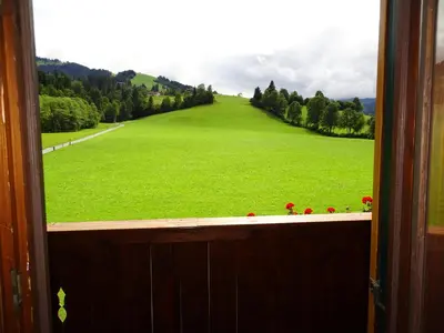 Ein allgemeiner Bergblick oder ein Berglick von des Hotels aus