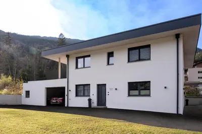Ein allgemeiner Bergblick oder ein Berglick von der Ferienwohnung aus