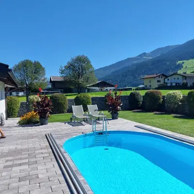 Ein allgemeiner Bergblick oder ein Berglick von der Ferienwohnung aus