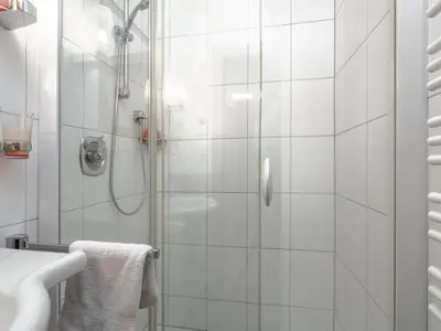 Ein Badezimmer in der Unterkunft Landhaus Marchfeld Top 3