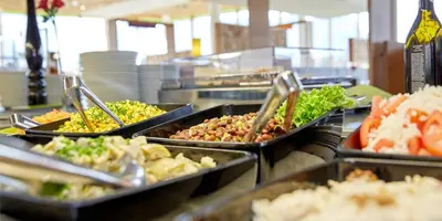 Essen im Hotel oder in der Nähe