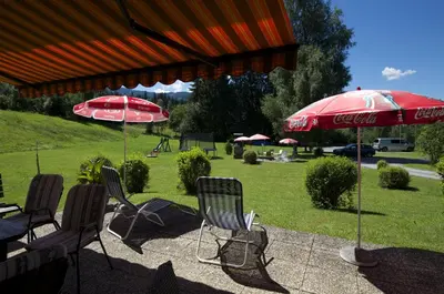 Ein Garten an der Unterkunft Dreiländerhaus
