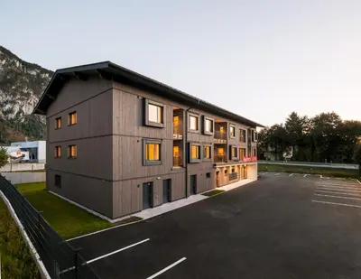 Ein allgemeiner Bergblick oder ein Berglick von der Ferienwohnung aus