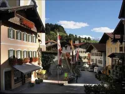 Ein allgemeiner Bergblick oder ein Berglick von der Ferienwohnung aus