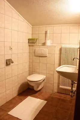 Ein Badezimmer in der Unterkunft Haus Elisabeth