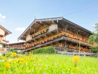 Ein Garten an der Unterkunft Am Bauernhof Top 2