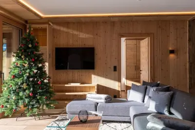 Ein Sitzbereich in der Unterkunft Chalet Residenz Mühlermoos - Terrassen Chalet