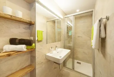 Ein Badezimmer in der Unterkunft Bergchalet Klausner Kuschelsuite