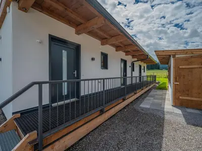 Das Gebäude in dem sich die Ferienwohnung befindet