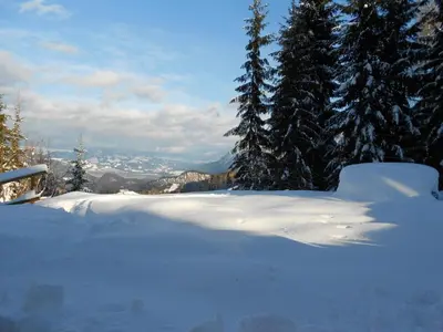 Schneeberghütte im Winter