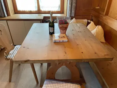 Ein Sitzbereich in der Unterkunft Geräumiges Apartment in Kufstein mit Parkplatz